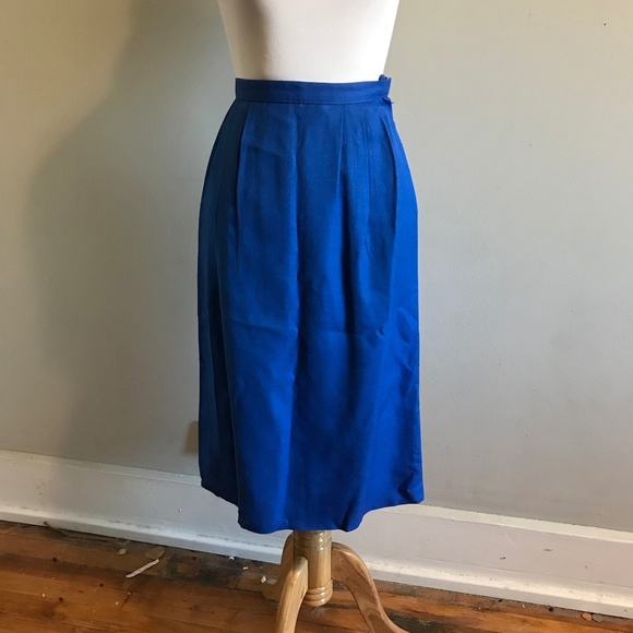 Vintage 80s Adele Simpson Bright Blue 2 piece Suit - Picture 3 of 8